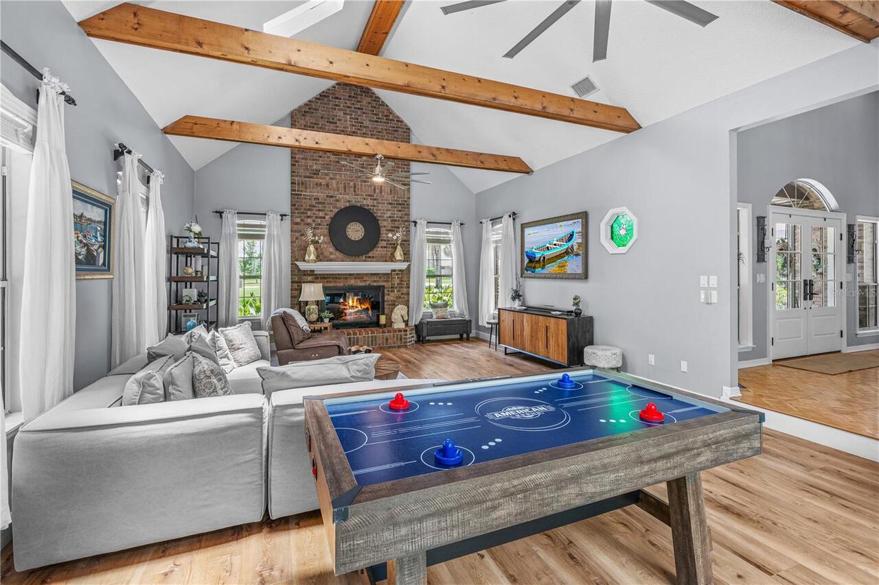 Listing Photo 8