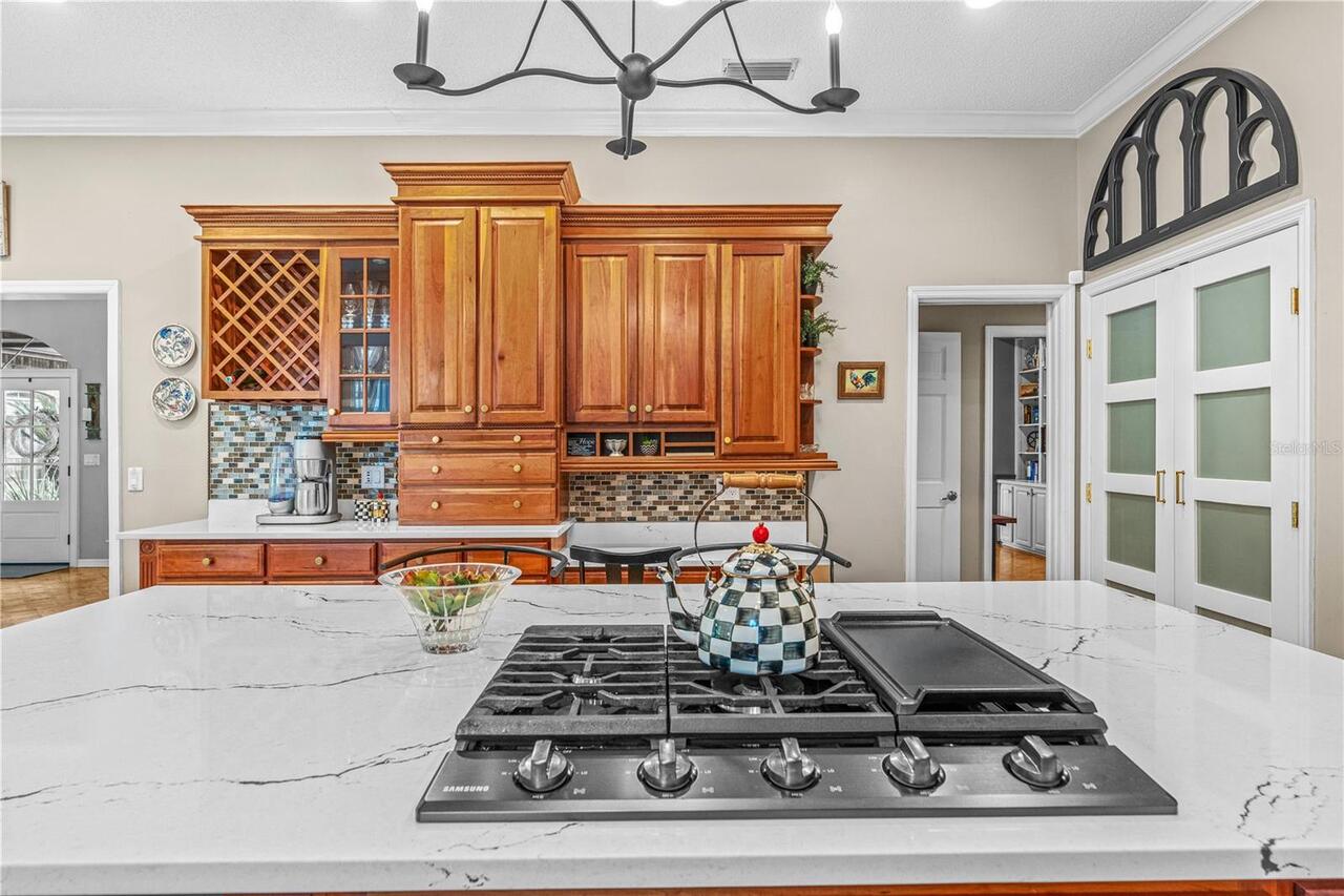 Listing Photo 17