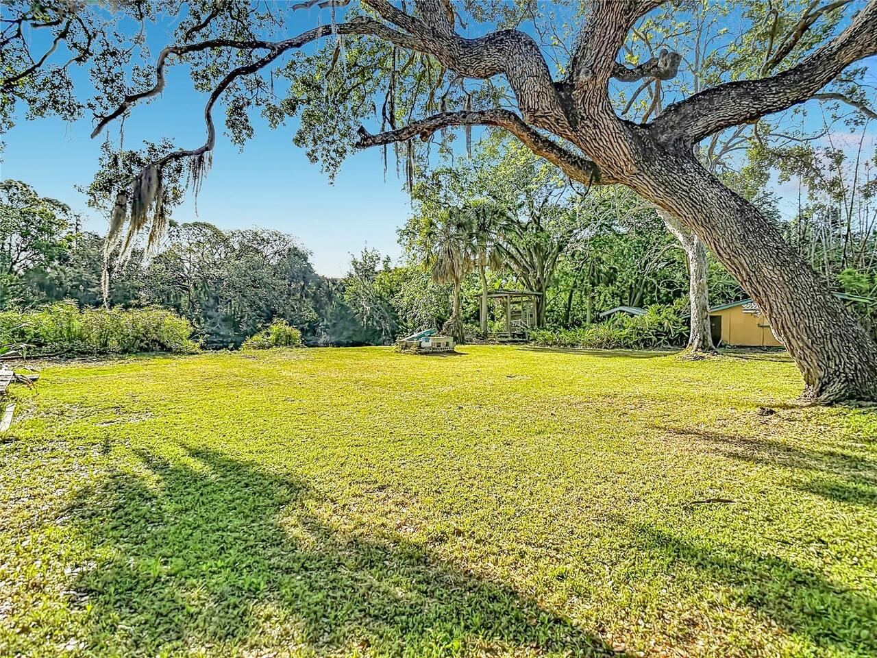 Listing Photo 23