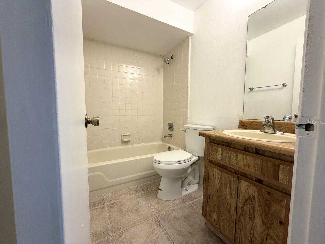 Listing Photo 9
