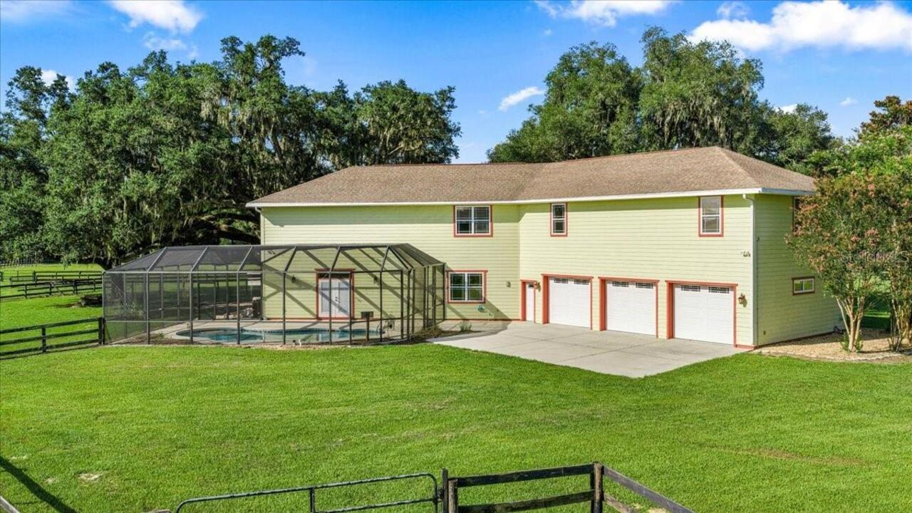 Listing Photo 11