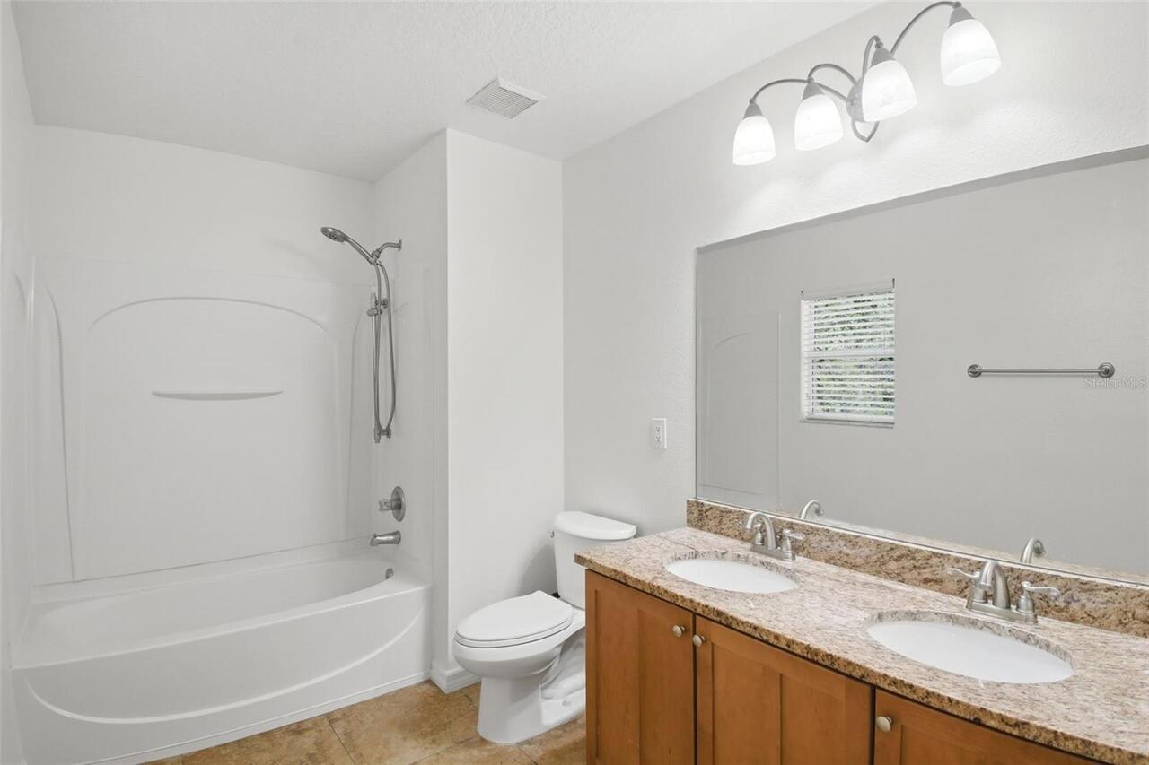 Listing Photo 19