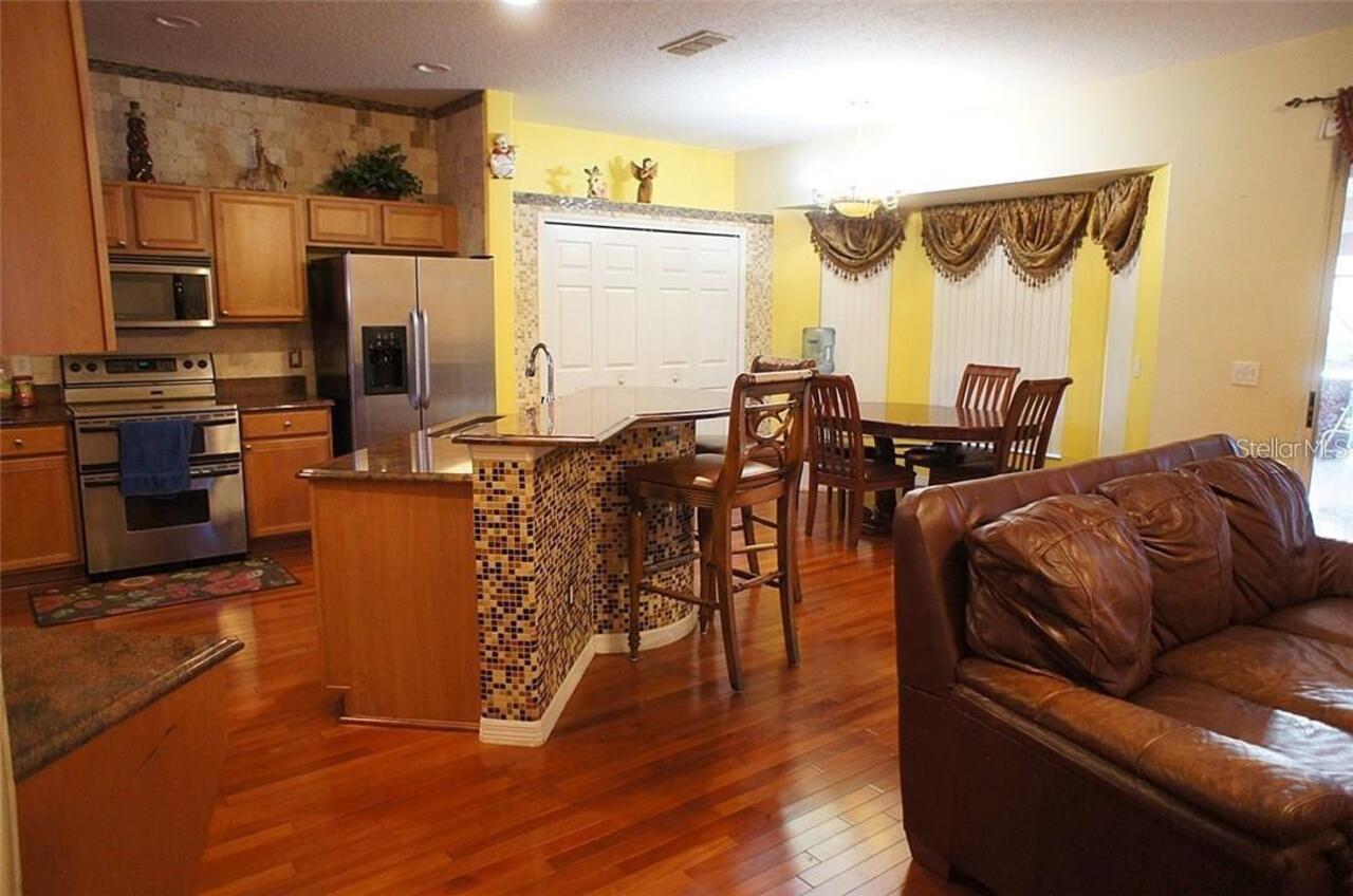 Listing Photo 7