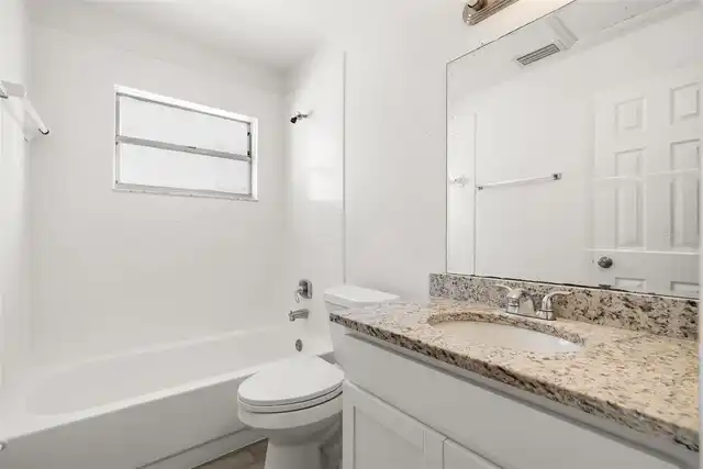 Listing Photo 14
