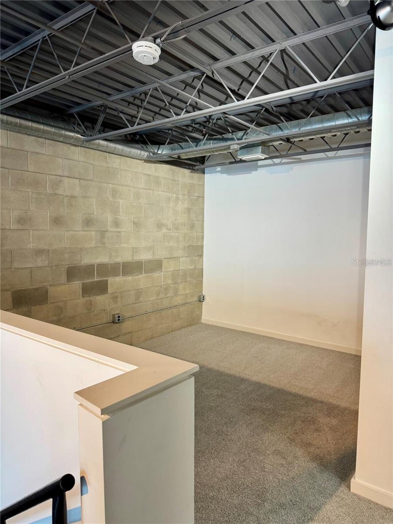Listing Photo 15
