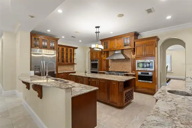 Listing Photo 19