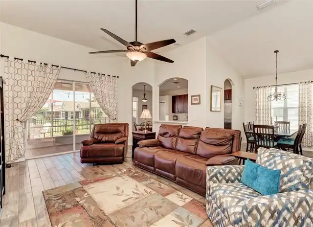 Listing Photo 13