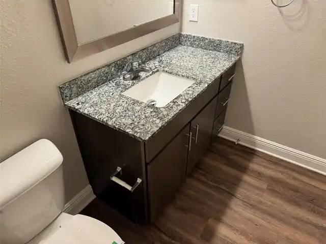 Listing Photo 9