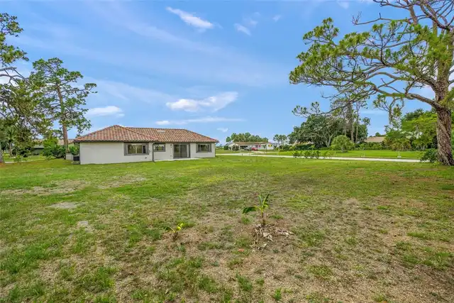 Listing Photo 37