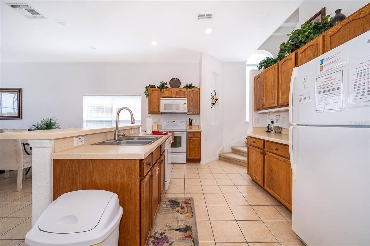 Listing Photo 11