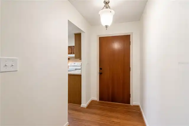 Listing Photo 9