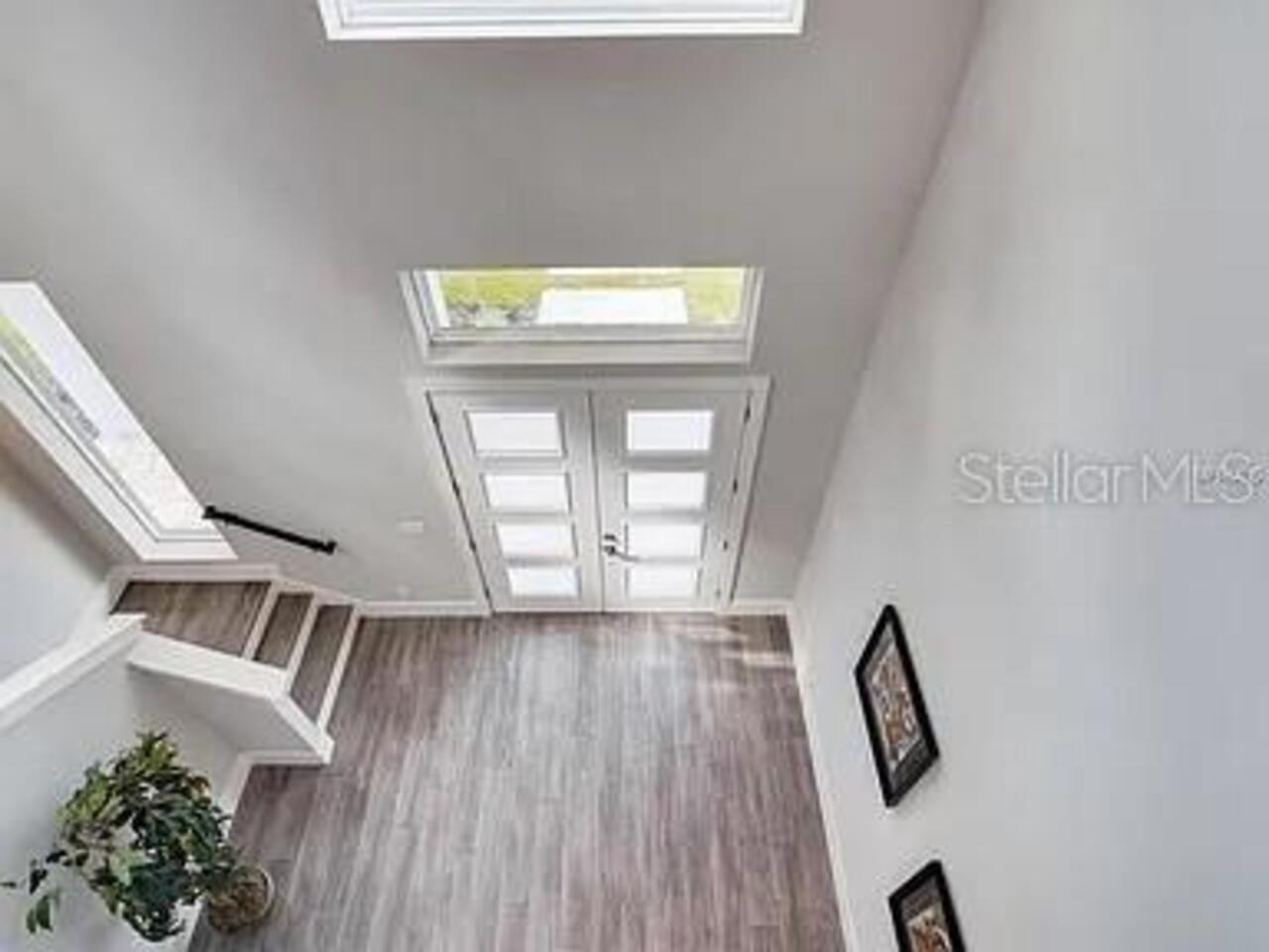 Listing Photo 9