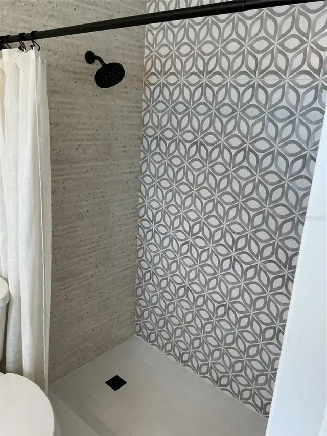 Listing Photo 14