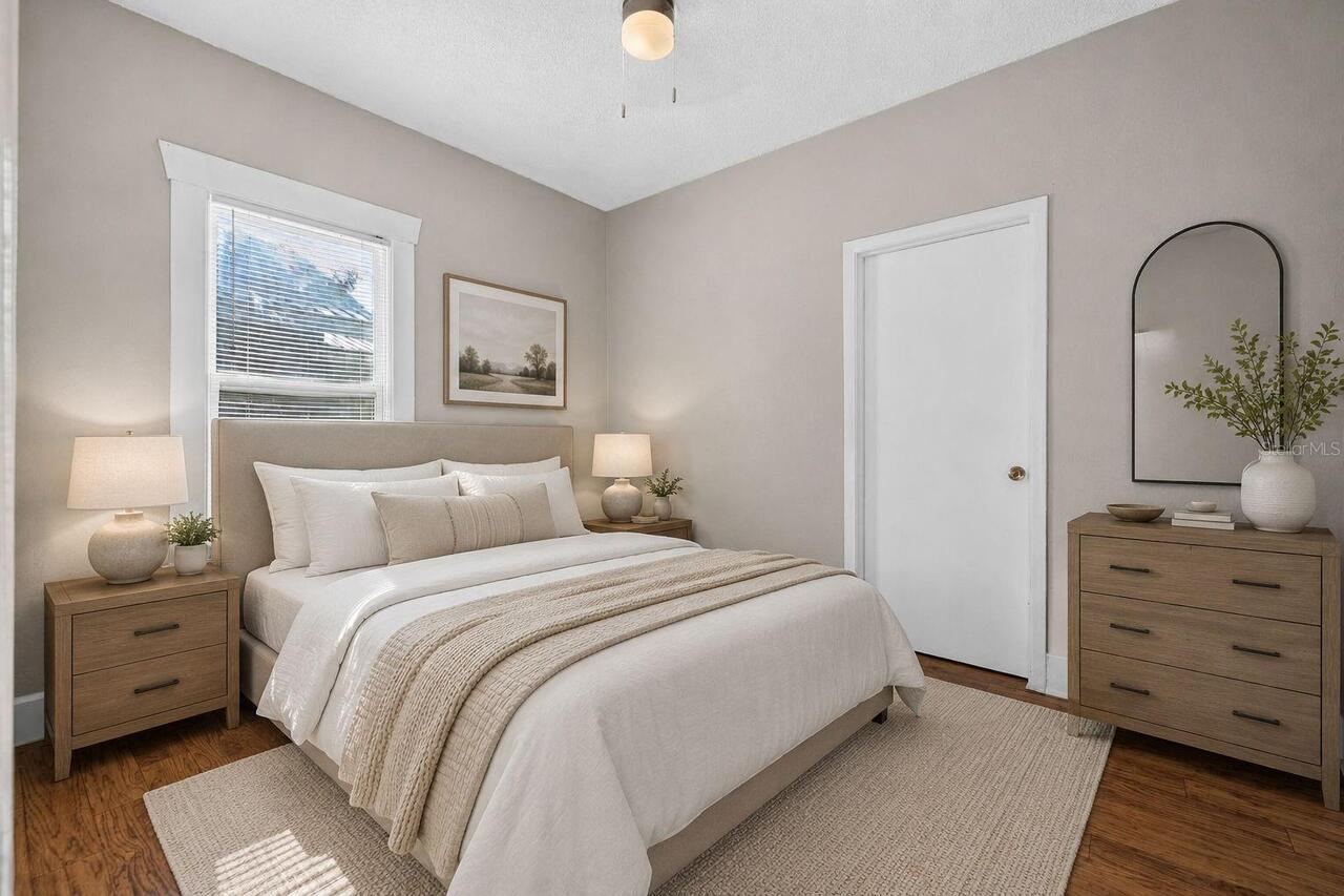 Listing Photo 12