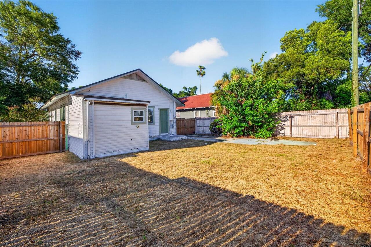 Listing Photo 17
