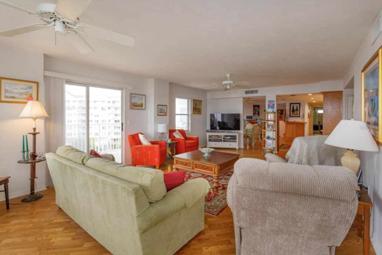 Listing Photo 6