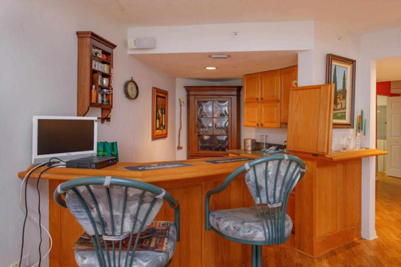 Listing Photo 9