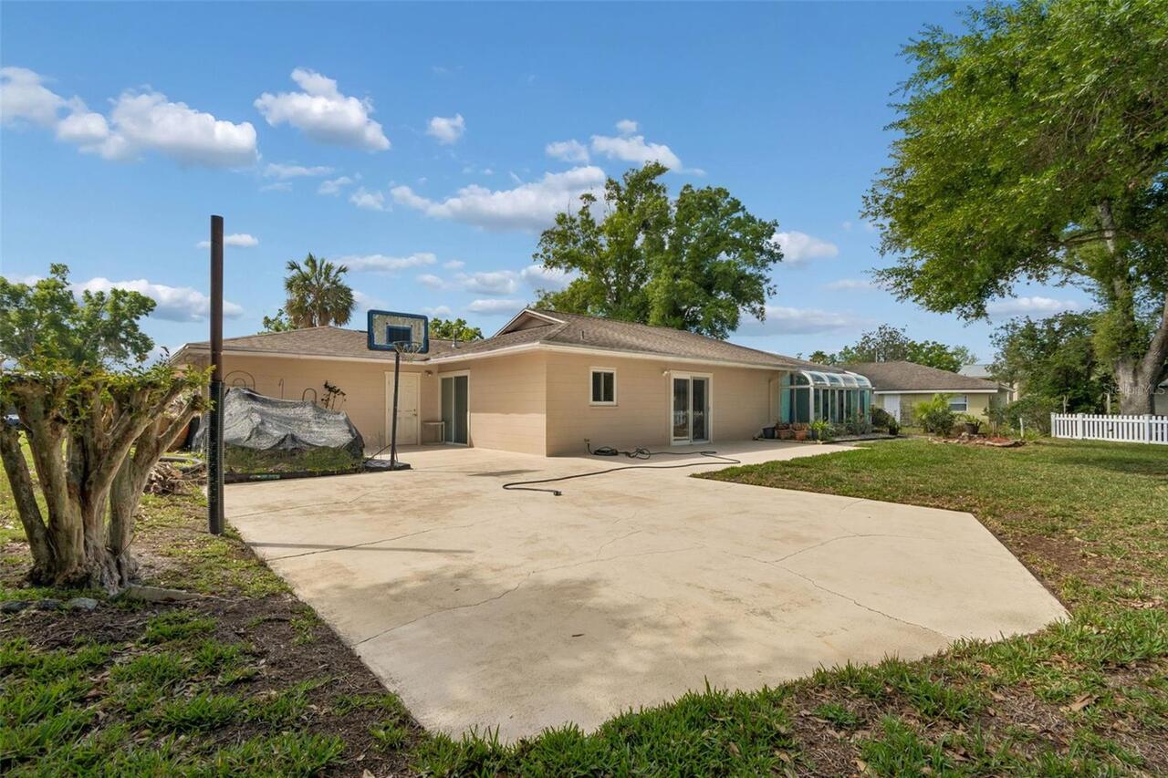 Listing Photo 37