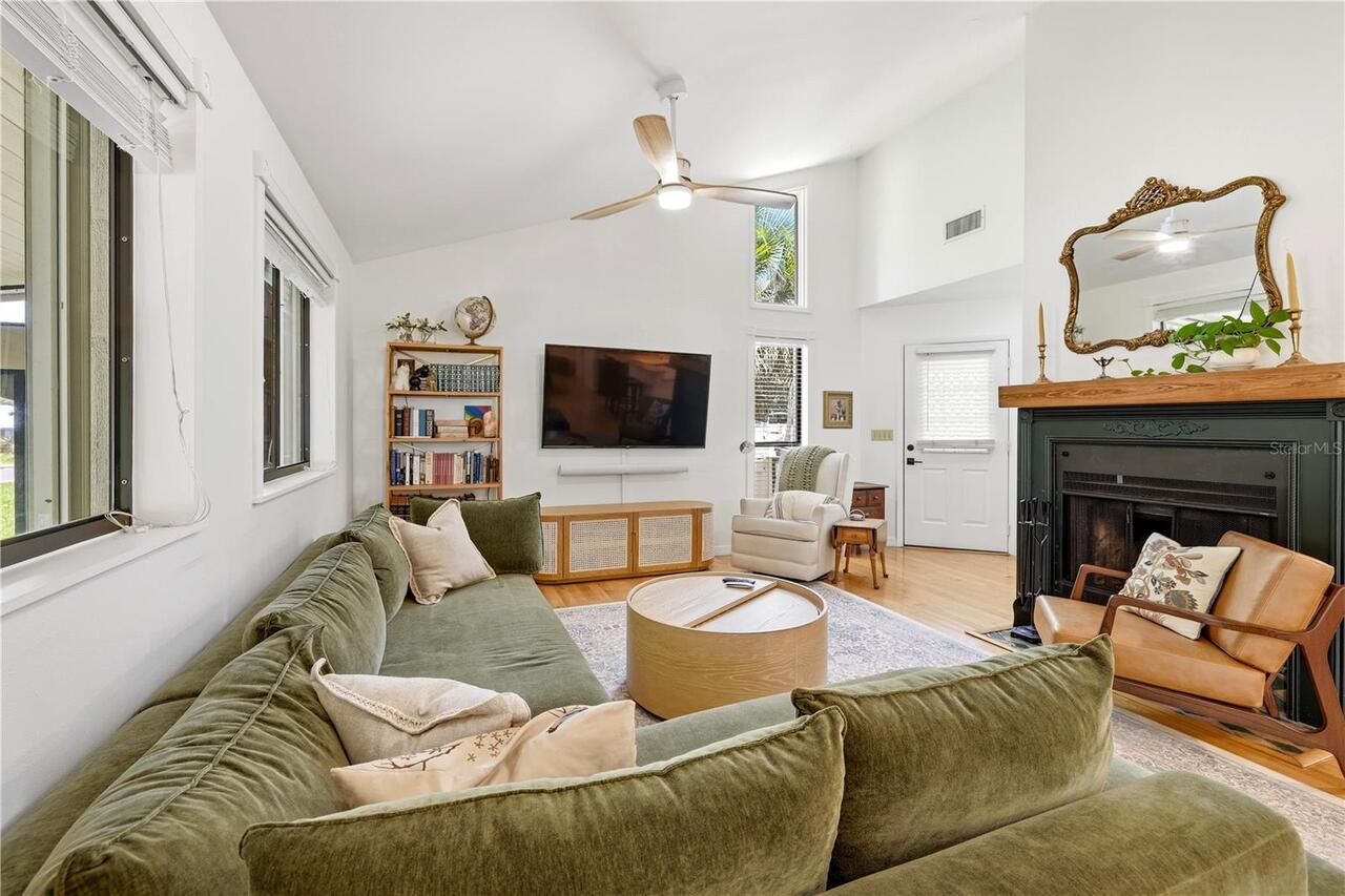 Listing Photo 11