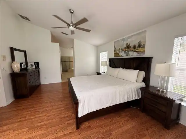 Listing Photo 29
