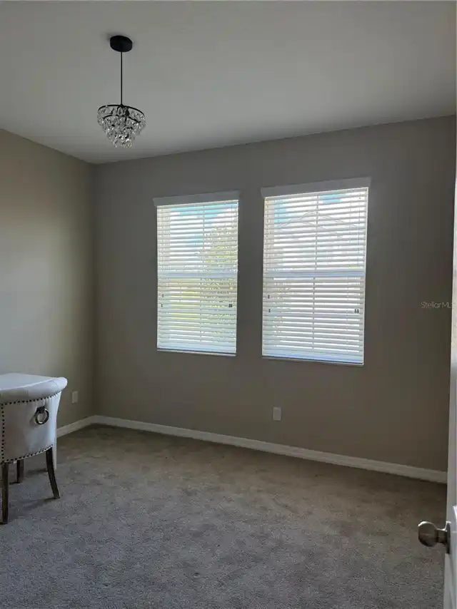Listing Photo 10