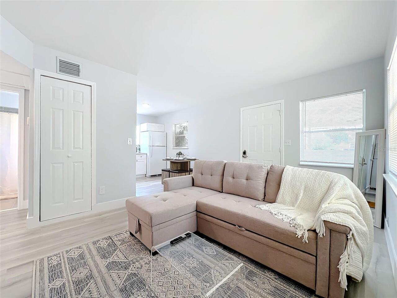 Listing Photo 14