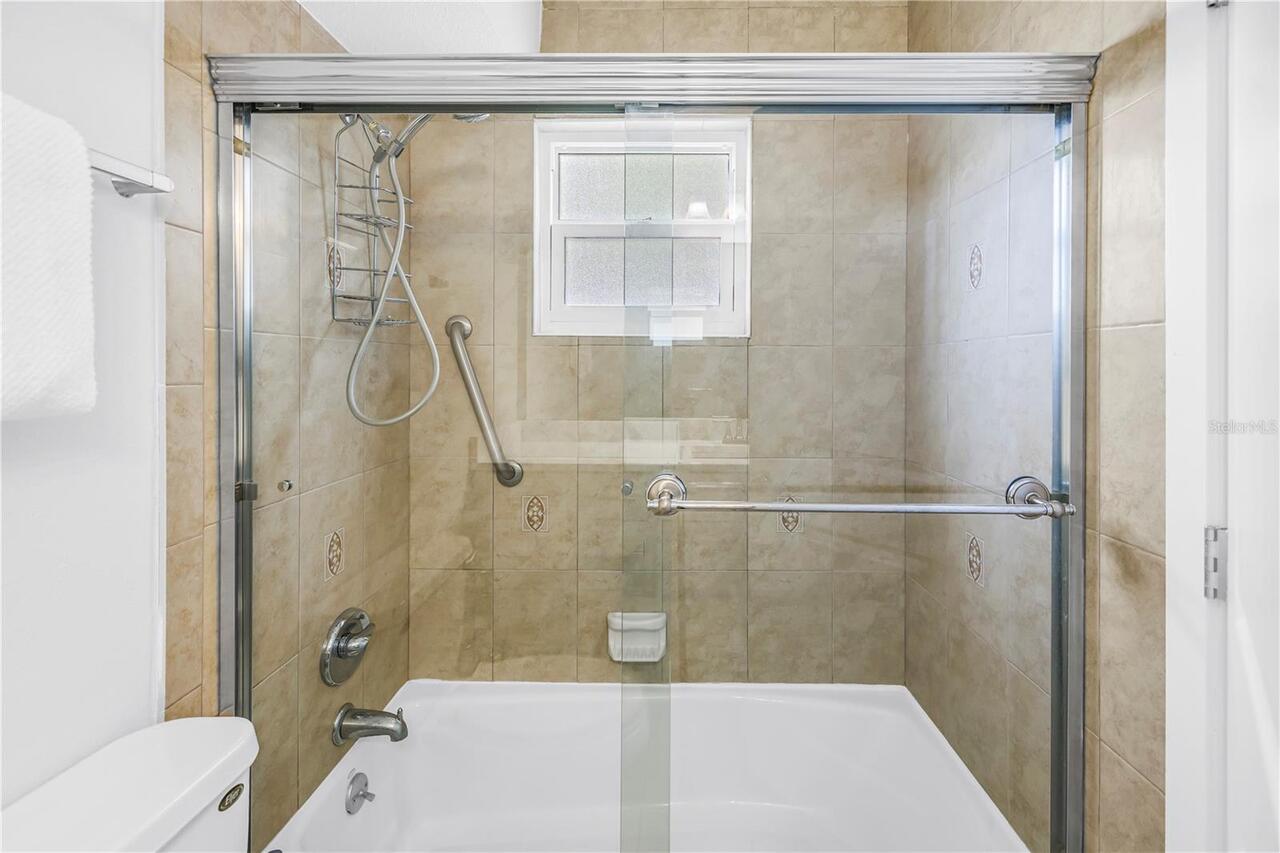 Listing Photo 25