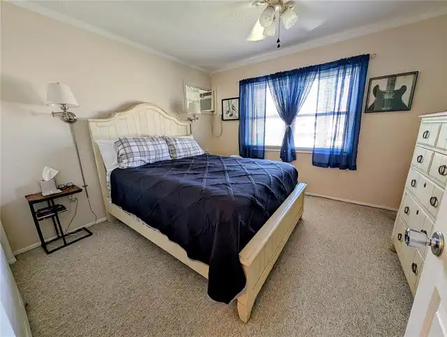 Listing Photo 14