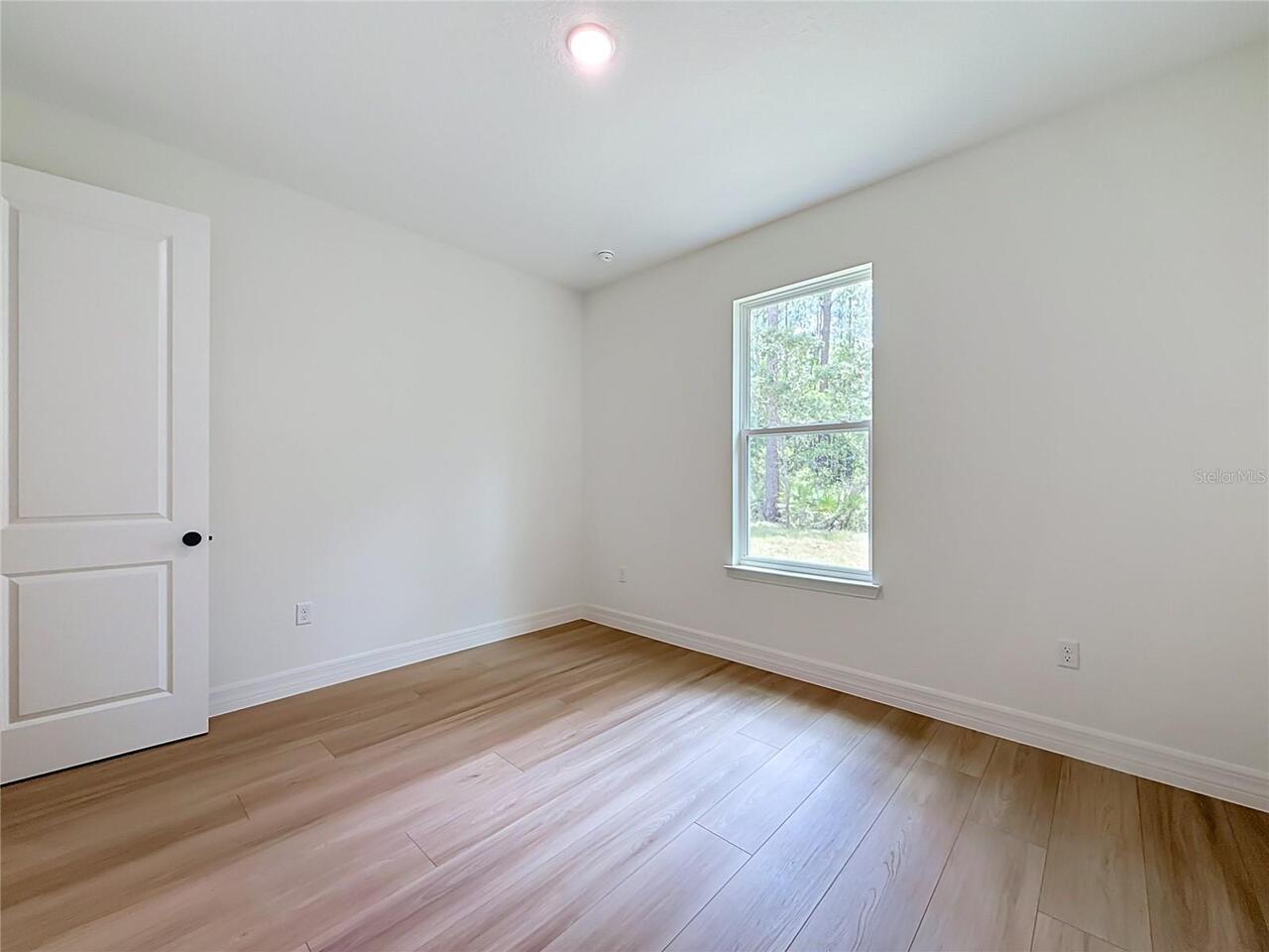 Listing Photo 24