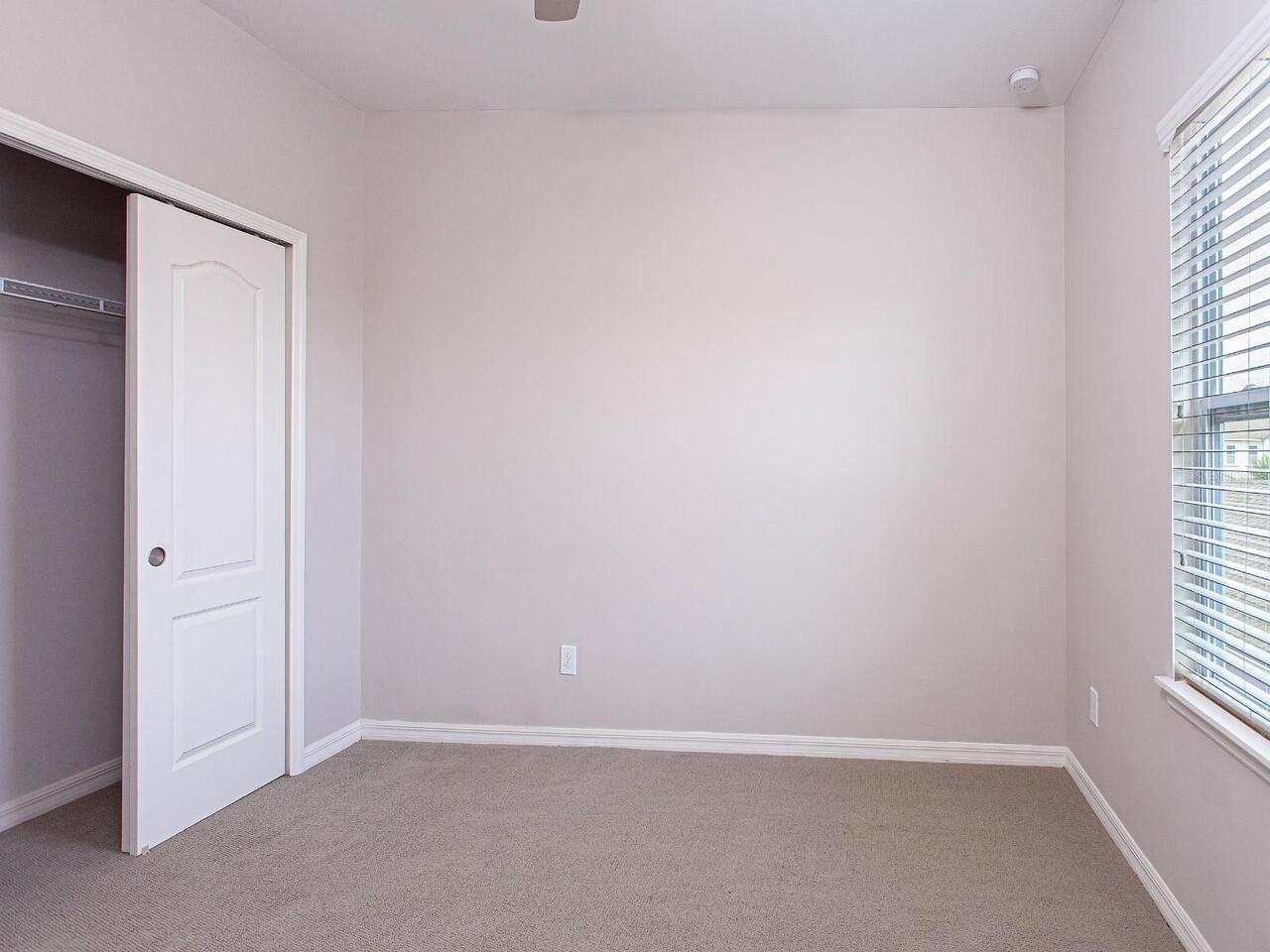 Listing Photo 33
