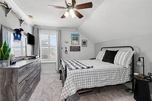 Listing Photo 21