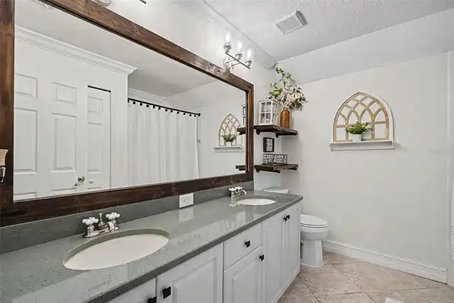 Listing Photo 23