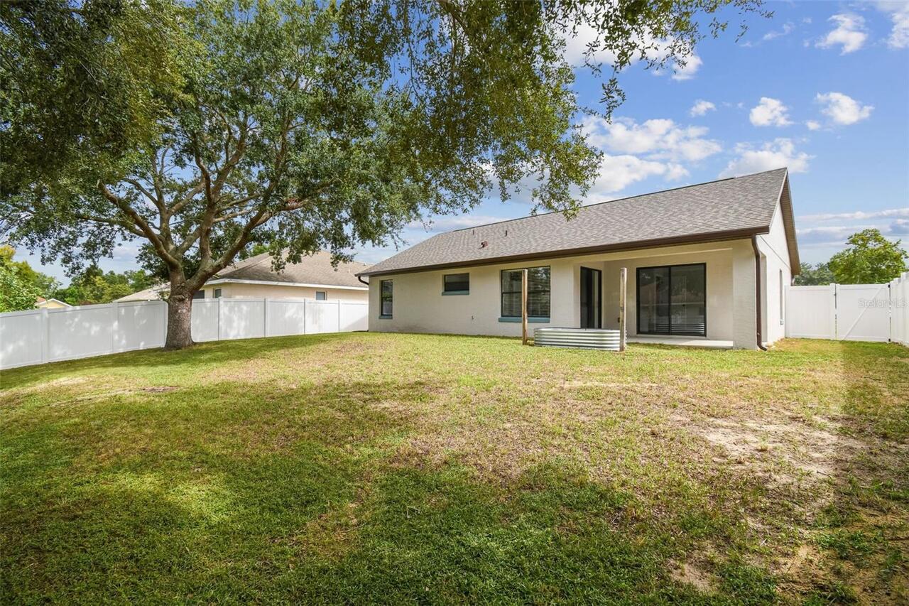 Listing Photo 16