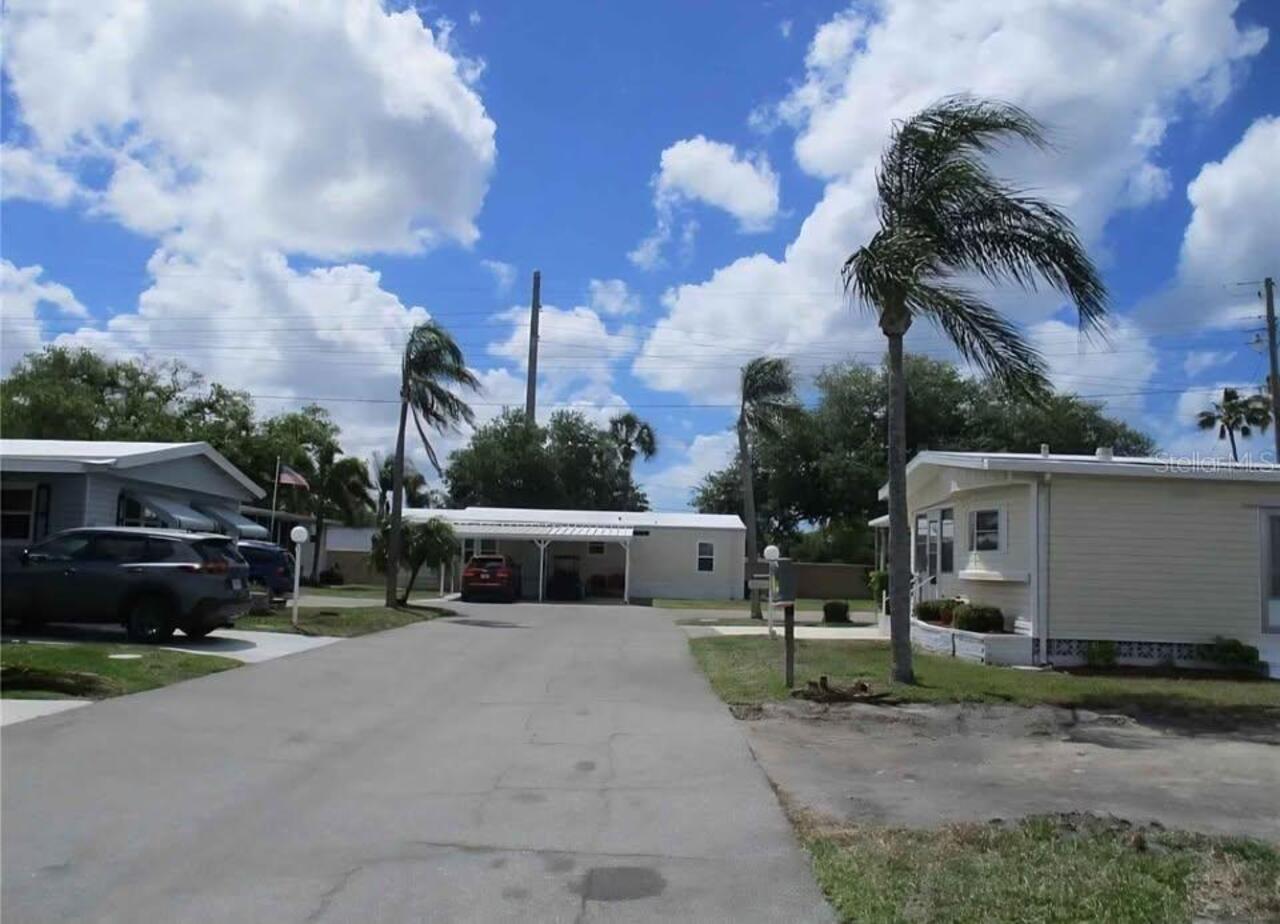 Listing Photo 5