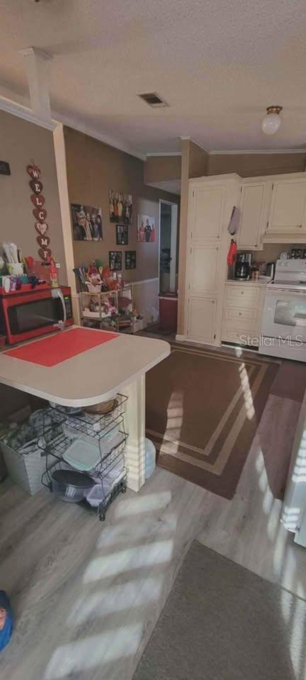Listing Photo 9