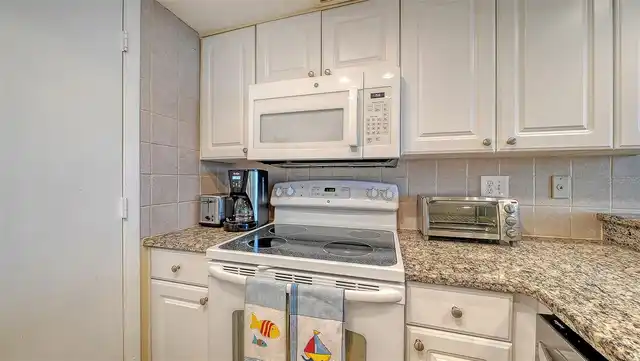 Listing Photo 15