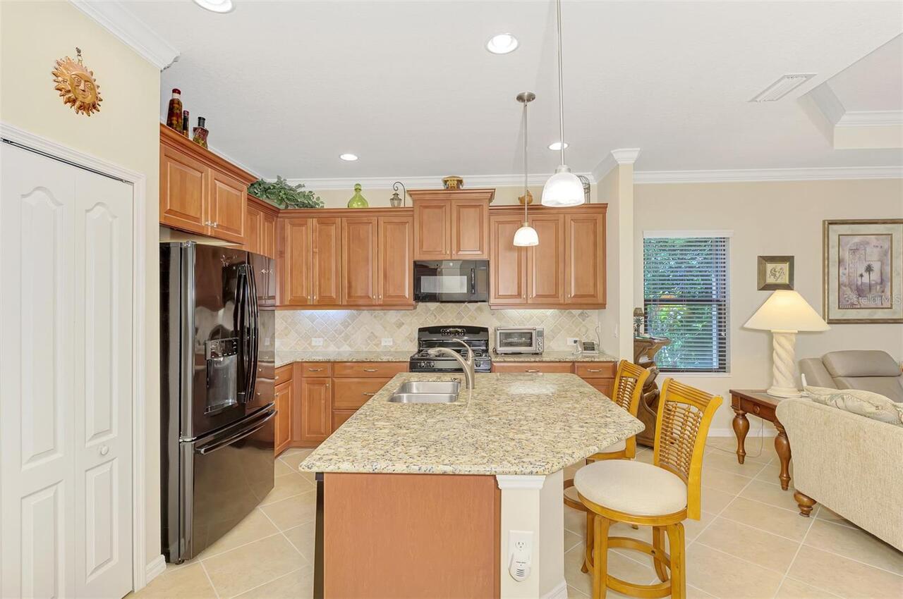 Listing Photo 17