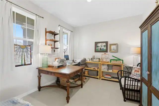 Listing Photo 14