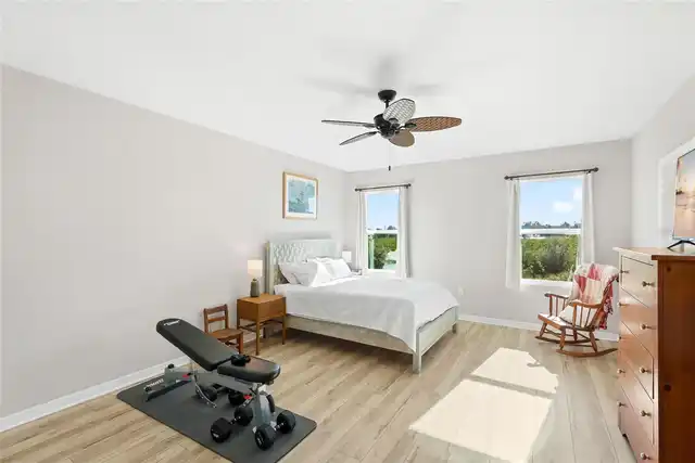 Listing Photo 19