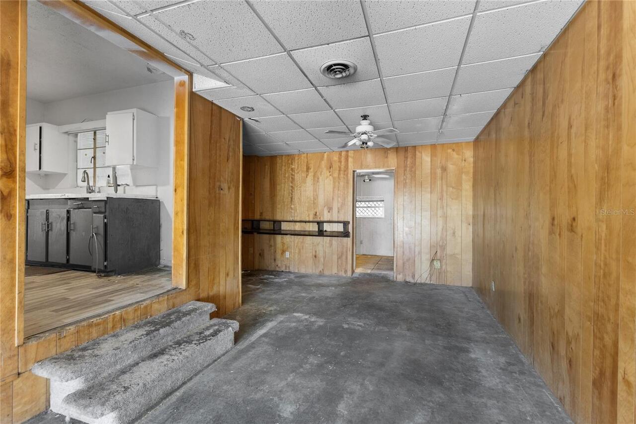 Listing Photo 8