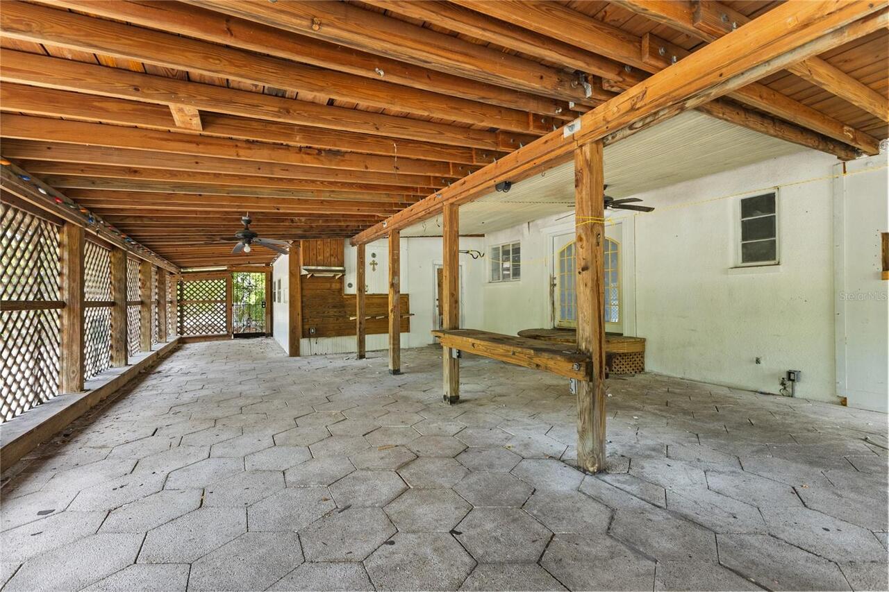 Listing Photo 10