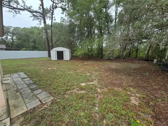 Listing Photo 12
