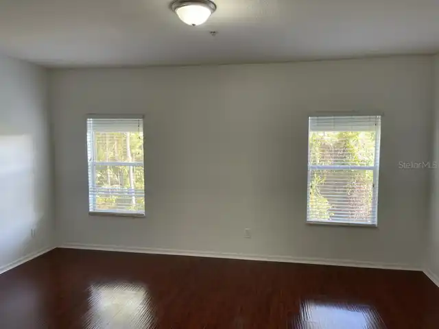 Listing Photo 22