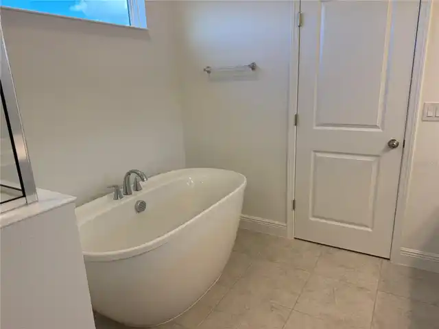 Listing Photo 23