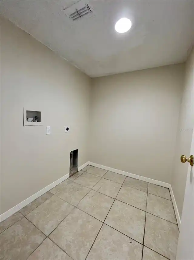 Listing Photo 24