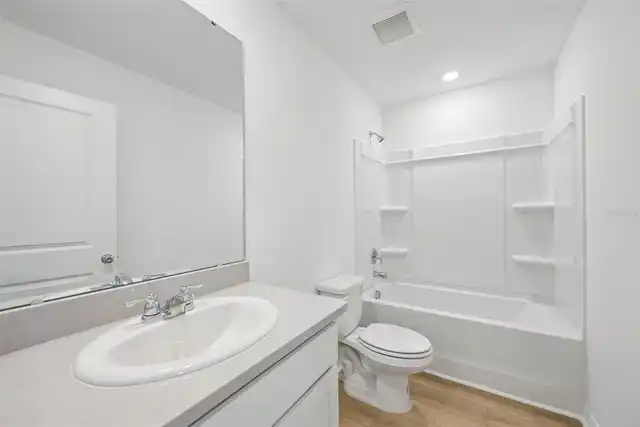Listing Photo 20