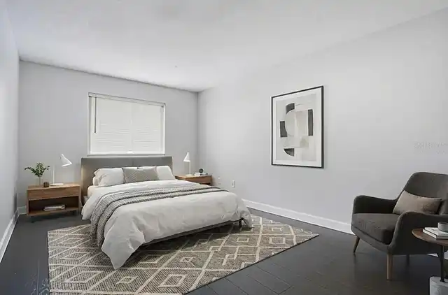 Listing Photo 8