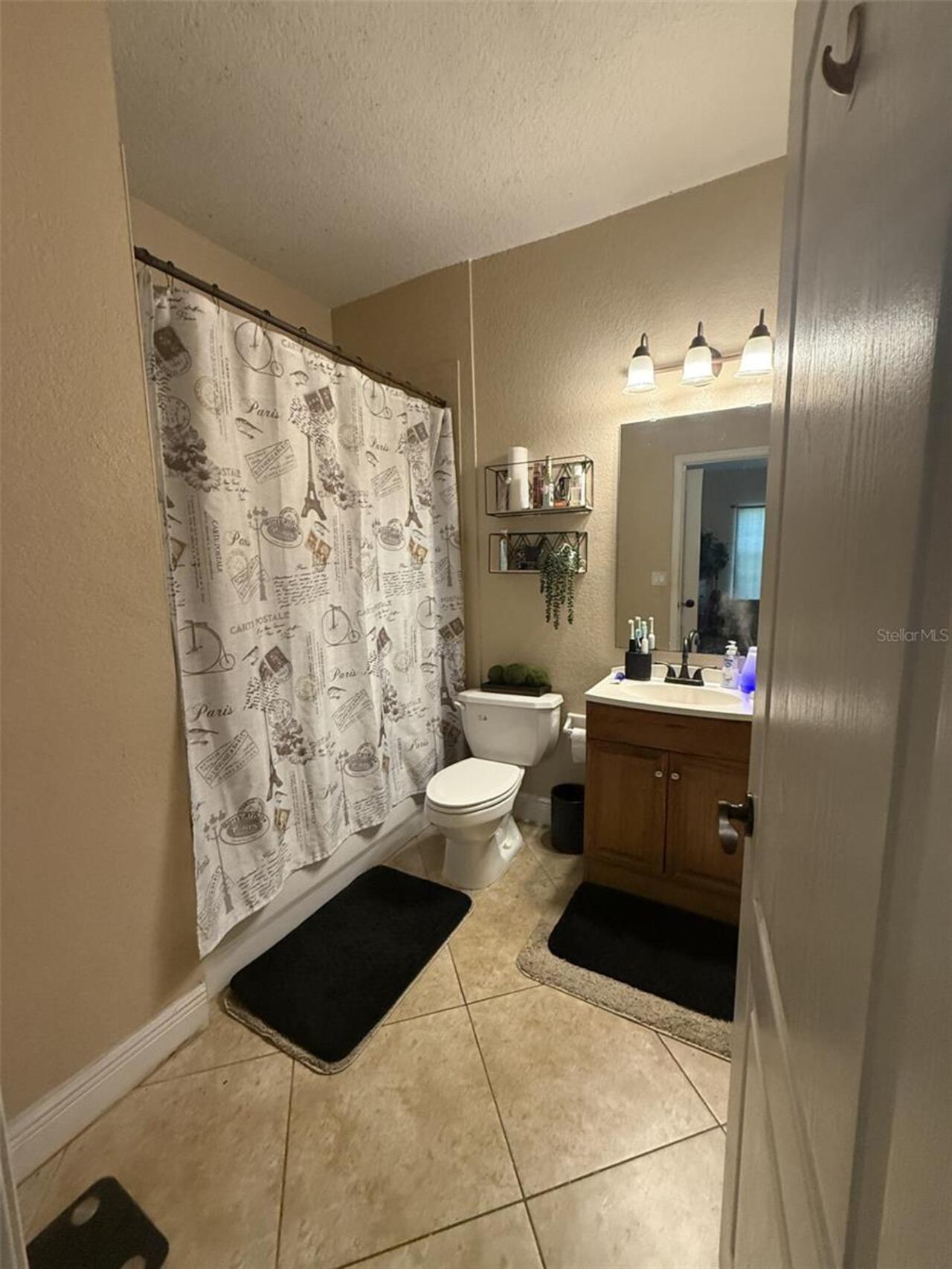 Listing Photo 8