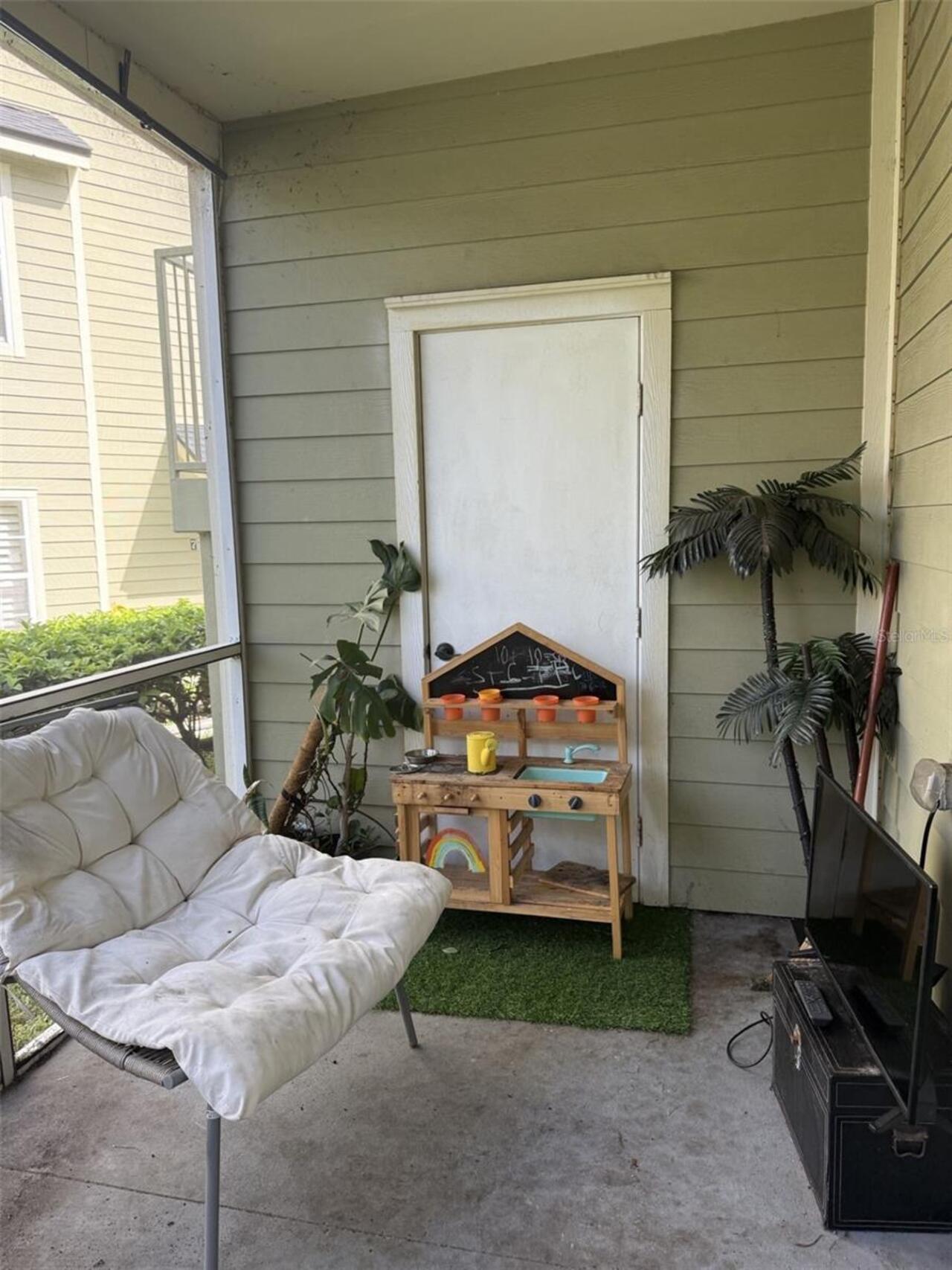 Listing Photo 14