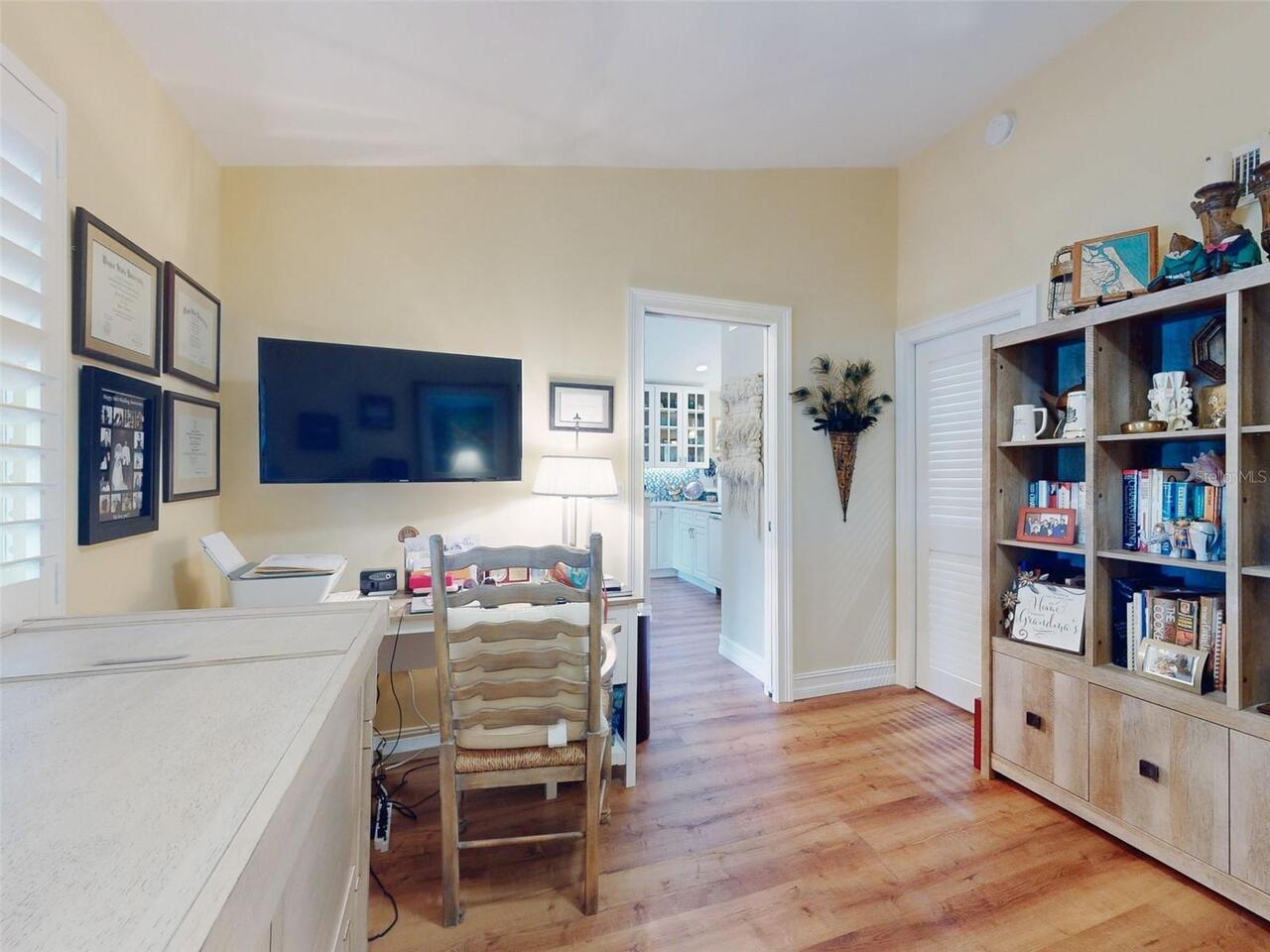Listing Photo 6